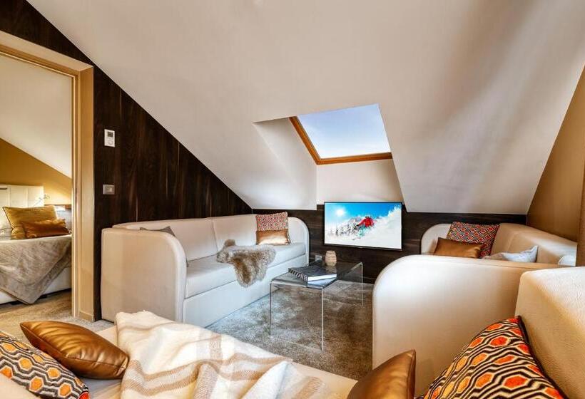 Junior Suite, Le Tremplin