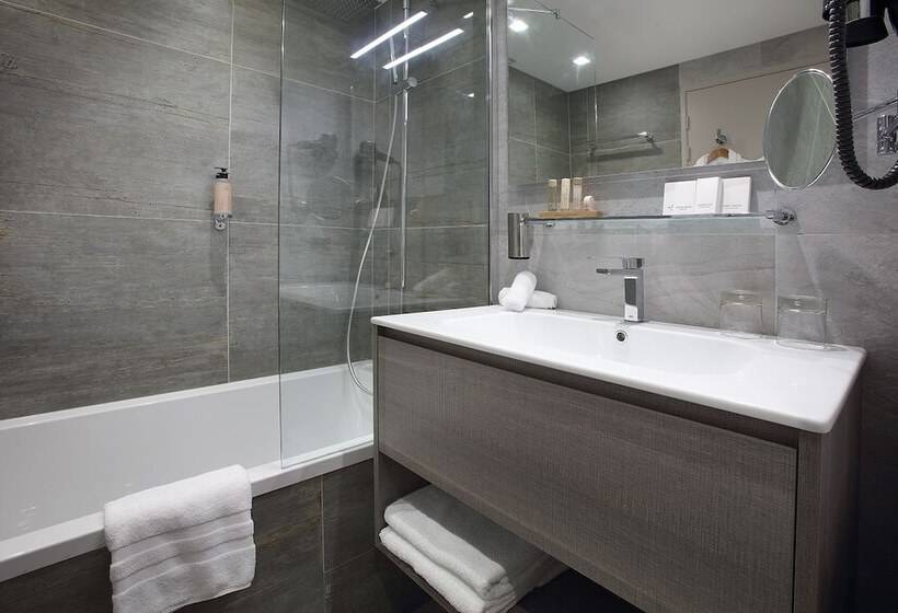 Четырехместный Номер Deluxe, Le Tremplin