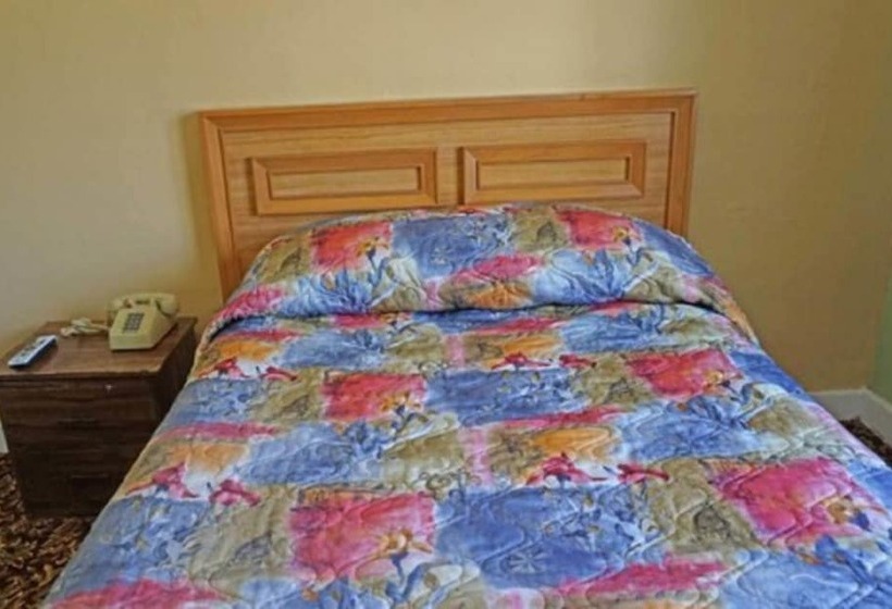 غرفة قياسية, Roxy