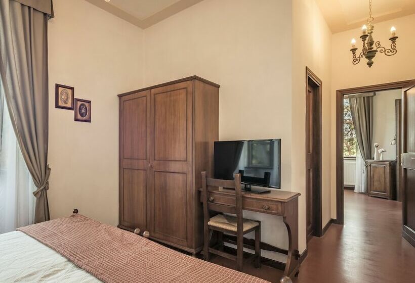 غرفة قياسية, Villa Montegranelli