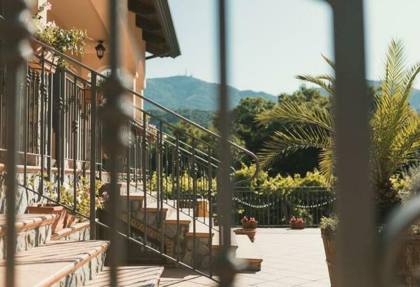 غرفة قياسية مزوَّدة بشُرفة, Il Frescale Country House