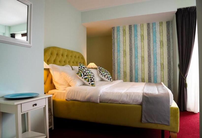 Номер Стандарт с Балконом, Paj Hotelul Retreat & Spa