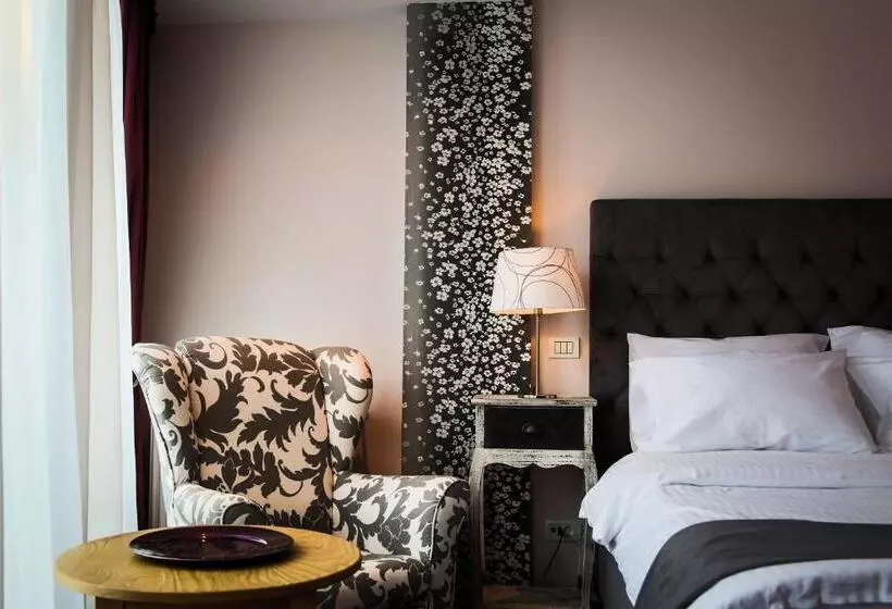 スーペリアールーム, Paj Hotelul Retreat & Spa