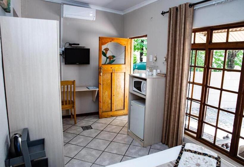 חדר משפחתי, Woodpecker Guesthouse