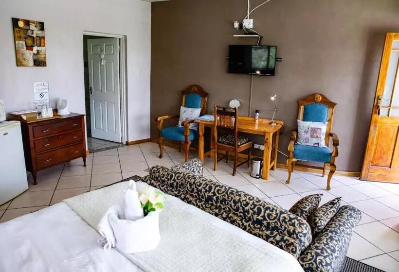 Deluxe-huone Parveke, Woodpecker Guesthouse