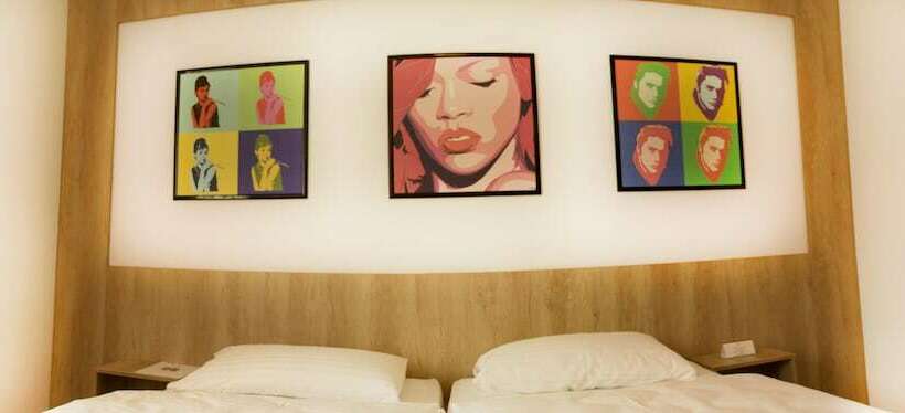 اتاق استاندارد, Celeia