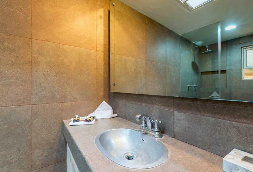 Четырехместный Номер Deluxe, Damiana Boutique