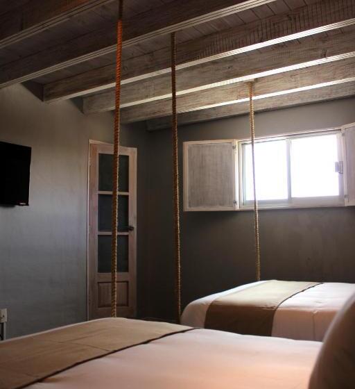 Четырехместный Номер Deluxe, Damiana Boutique