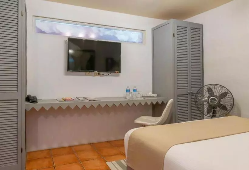 اتاق لوکس, Damiana Boutique