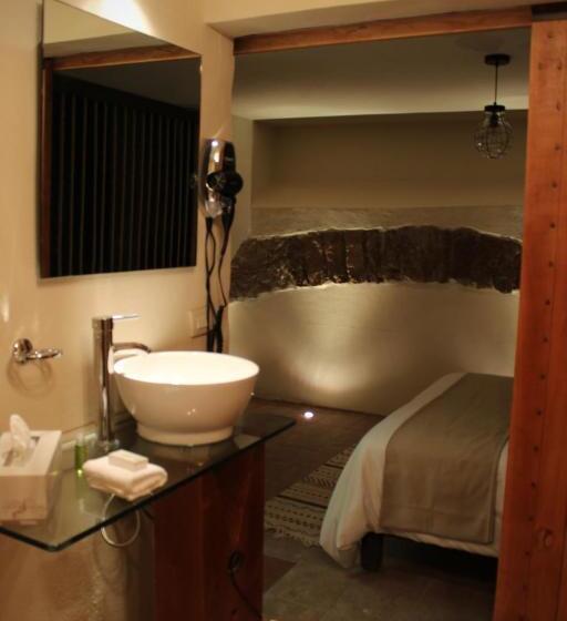 Quarto Deluxe, Damiana Boutique