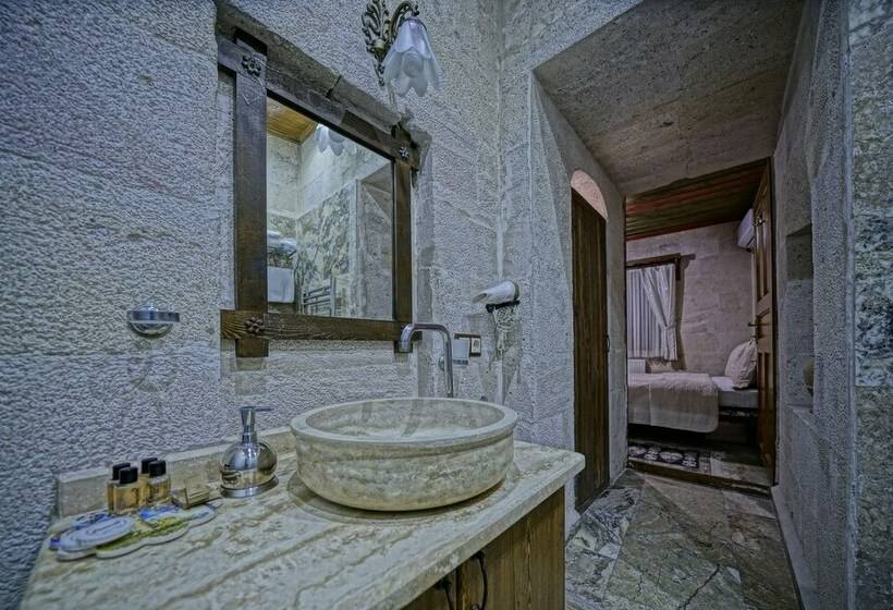 اتاق استاندارد, Emit Cave