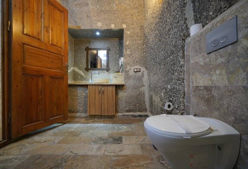 اتاق استاندارد, Emit Cave