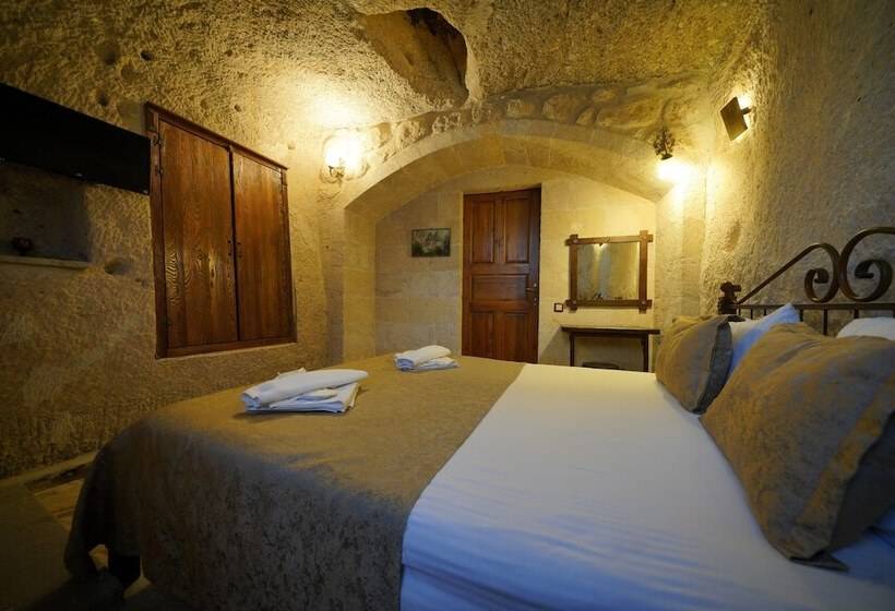 اتاق استاندارد, Emit Cave