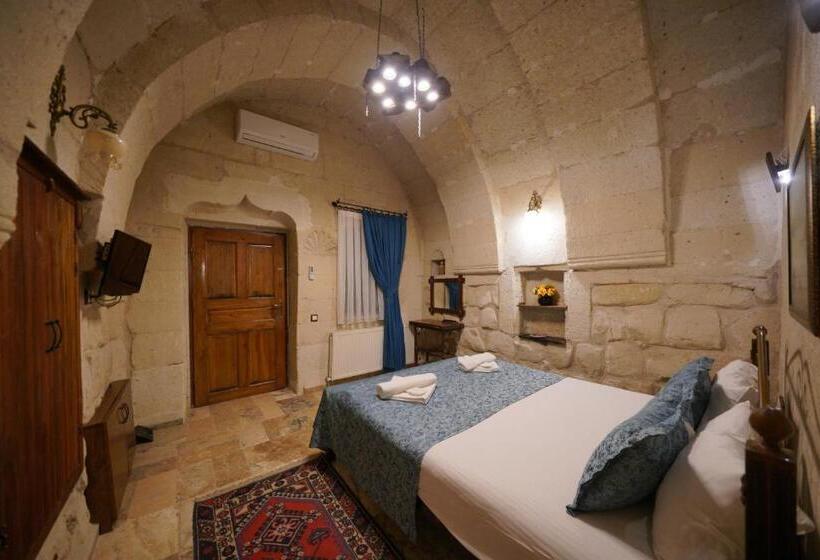 اتاق استاندارد سه نفره, Emit Cave