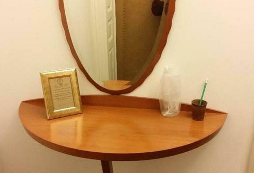 اتاق استاندارد یک نفره, Grand Boutique