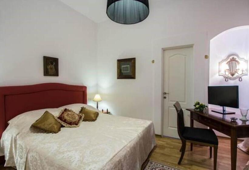 اتاق استاندارد یک نفره, Grand Boutique