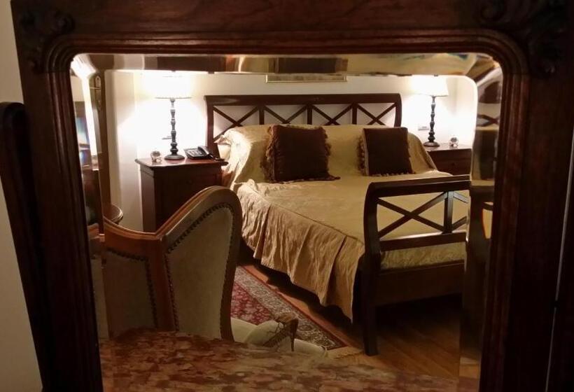 اتاق لوکس, Grand Boutique