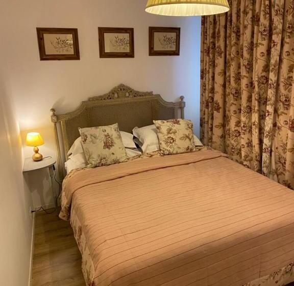 ویلای 1 خوابه با چشم‌انداز باغ, Grand Boutique
