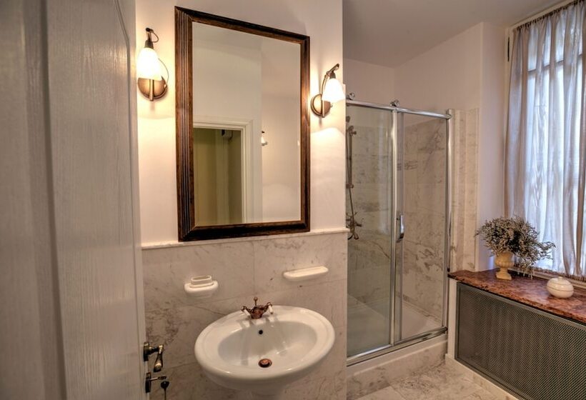 اتاق پرمیوم, Grand Boutique