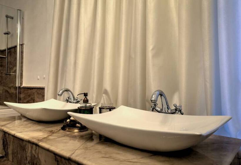 اتاق پرمیوم, Grand Boutique