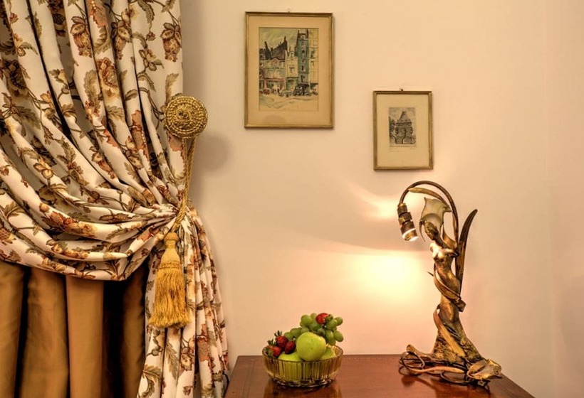 اتاق استاندارد یک نفره, Grand Boutique