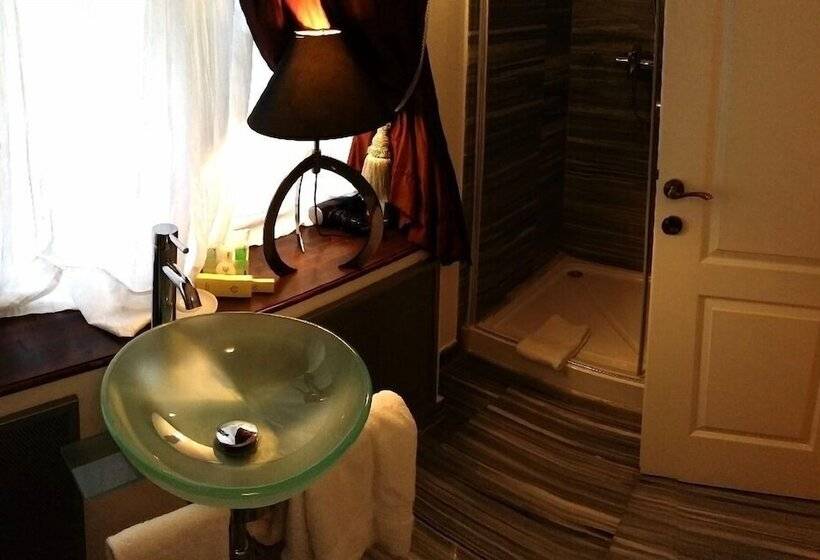 اتاق استاندارد یک نفره, Grand Boutique