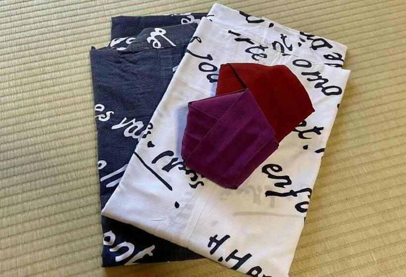 Quarto superior, Hagoromo