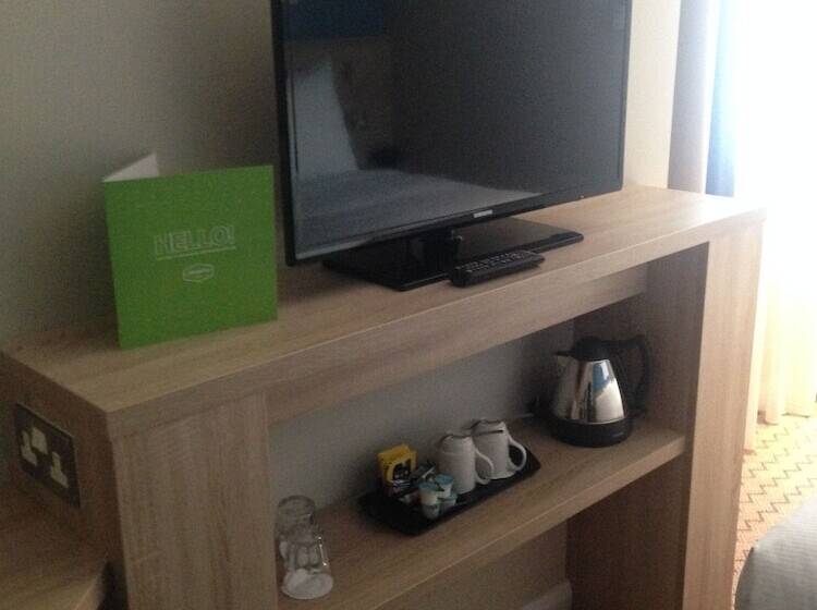 Номер Стандарт, Hampton by Hilton Glasgow Central