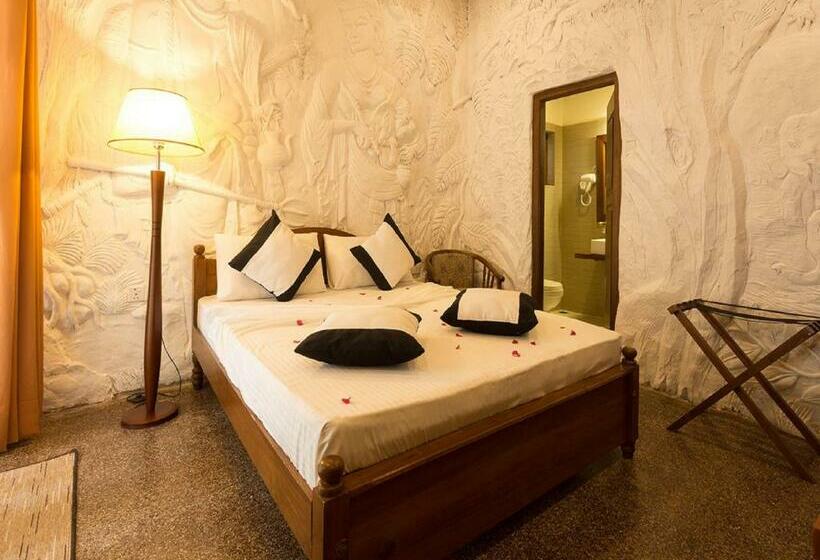 Deluxe Zimmer, Heaven Seven Kandy