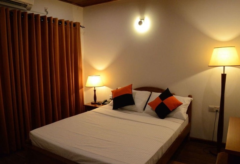 Deluxe Zimmer, Heaven Seven Kandy