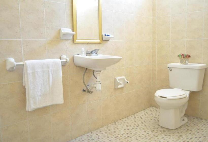 חדר סטנדרט לארבעה, San Carlos