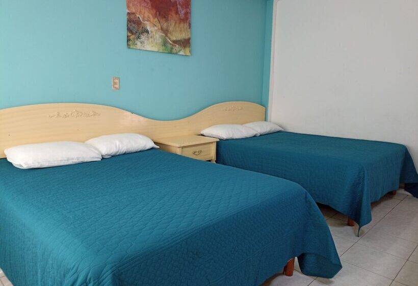 חדר סטנדרט לארבעה, San Carlos