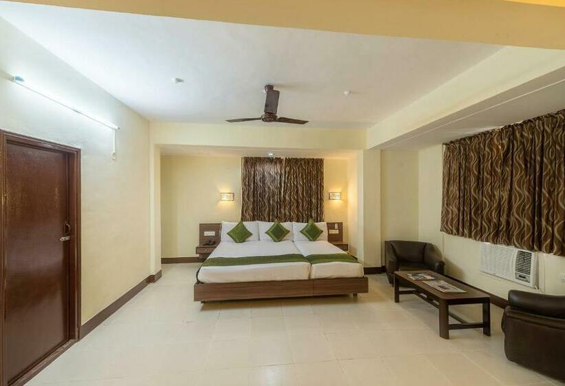 디럭스 룸, Treebo Green Park