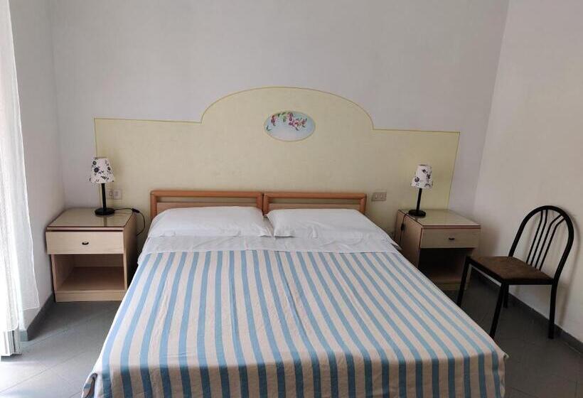 Comfort room with balcony, Villa Cecilia