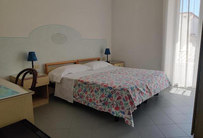 Comfort room with balcony, Villa Cecilia