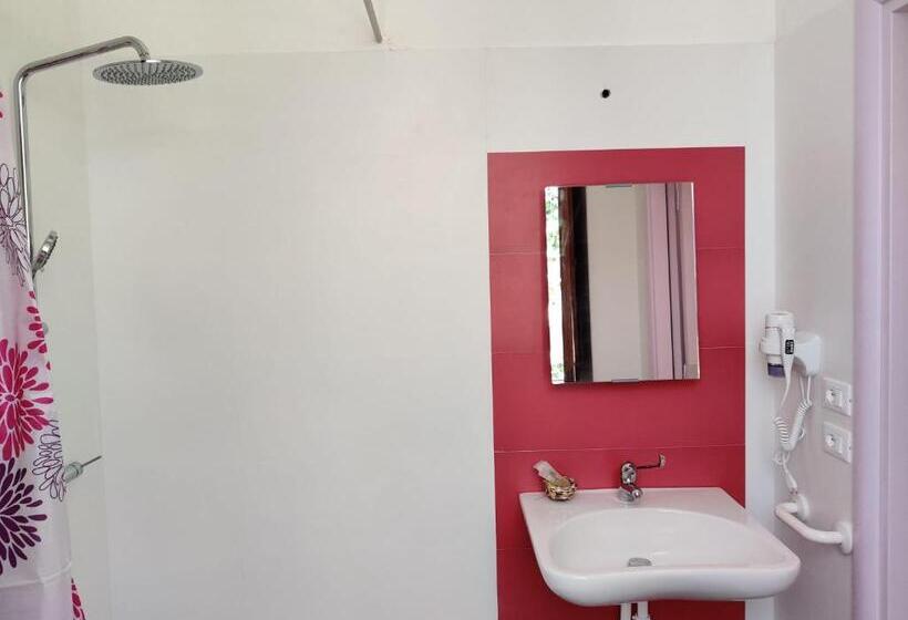 اتاق استاندارد یک تخته برای معلولان, Villa Cecilia