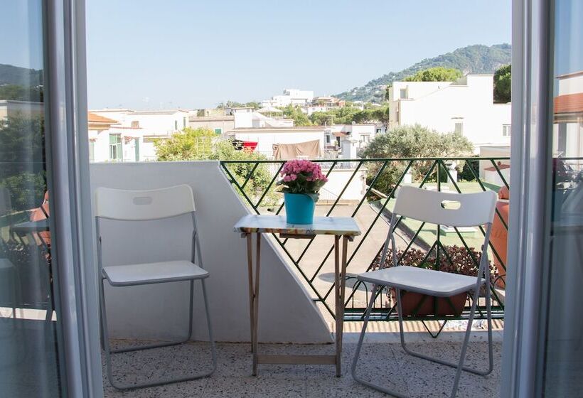 Comfort room with balcony, Villa Cecilia