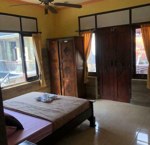 Camera Standard, Depa House