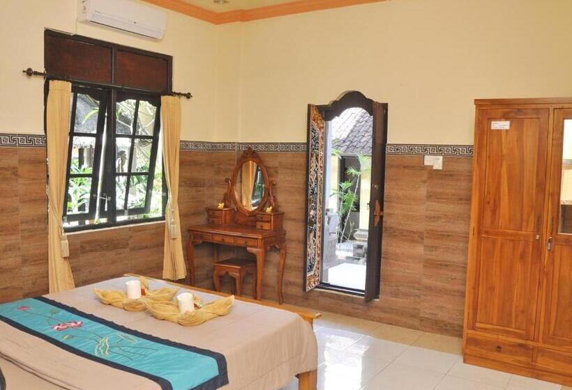 Camera Standard, Depa House