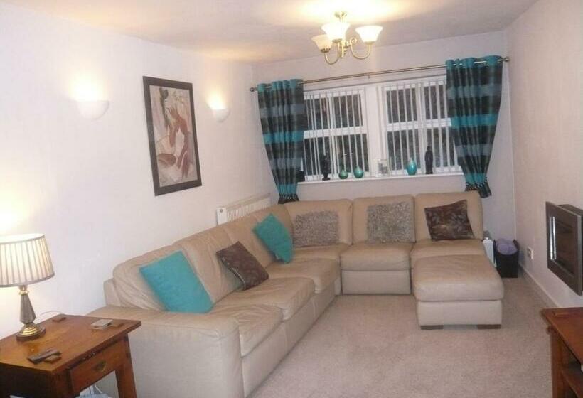 شقة غرفة واحدة, The Georgian Guesthouse