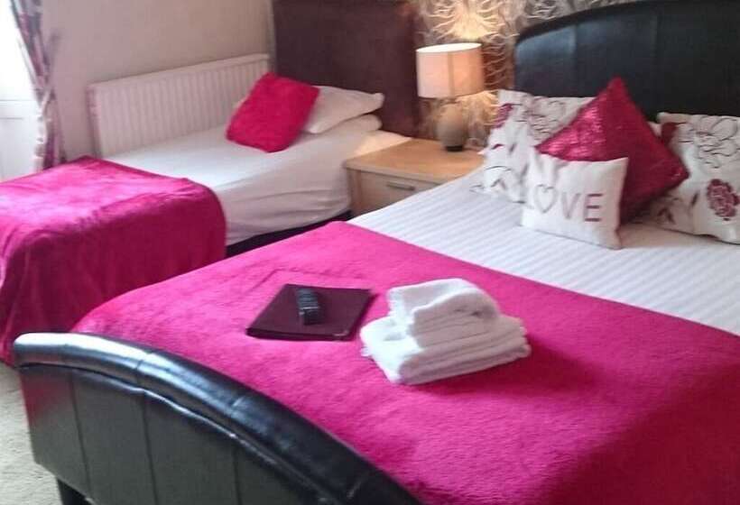 غرفة قياسية ثلاثية, The Georgian Guesthouse