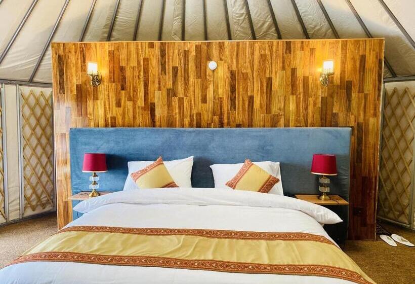 اتاق لوکس, Apex Le Yurt Skardu