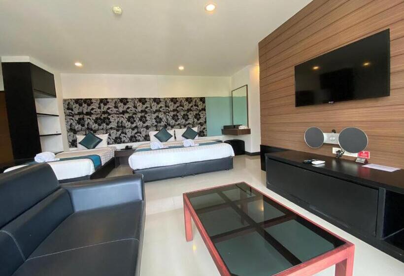 סוויטת ג'וניור עם מרפסת, Le Vernissage By Goad Avadhess Hospitality