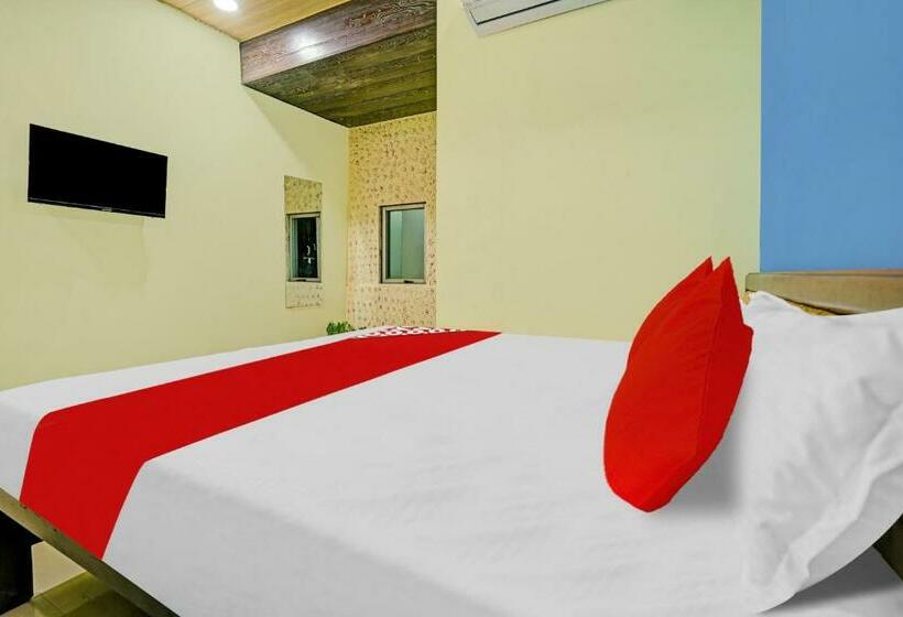 Klassiskt Trippelrum, Oyo Flagship 81098 Uniq