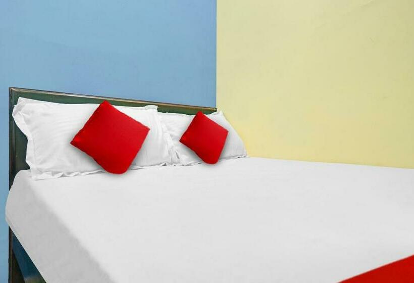 Klassiskt Trippelrum, Oyo Flagship 81098 Uniq