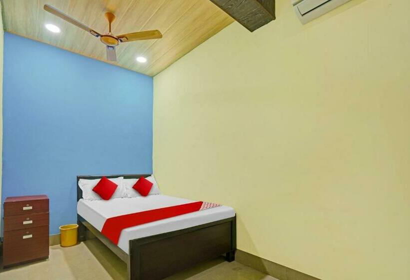 Klassiskt Trippelrum, Oyo Flagship 81098 Uniq