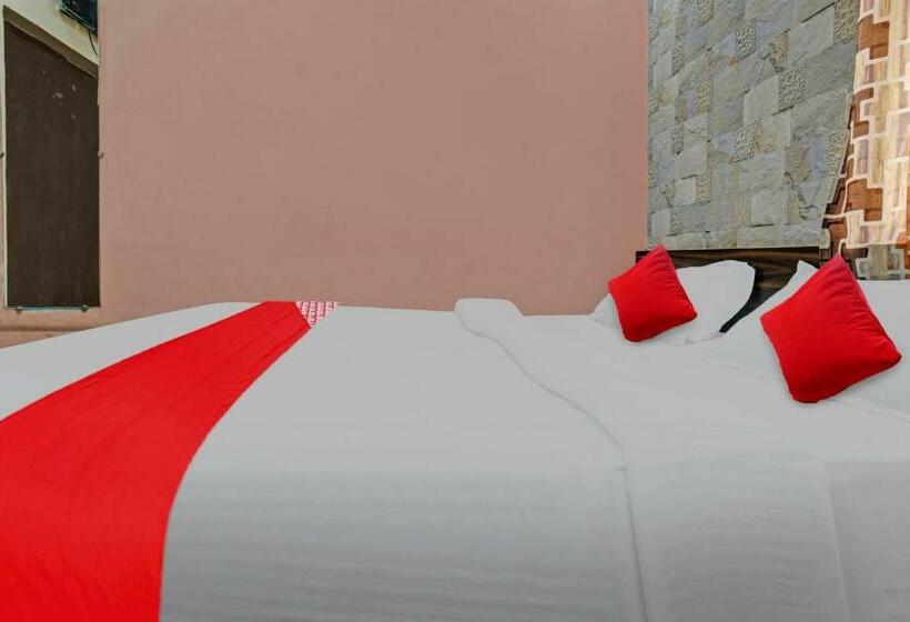 Трехместный Номер Классика, Flagship The Hangout Residency Inn