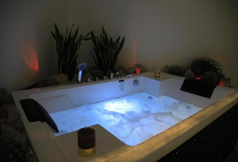 غرفة ديلوكس مزوَّدة بجاكوزي, B&b Allison Tropea