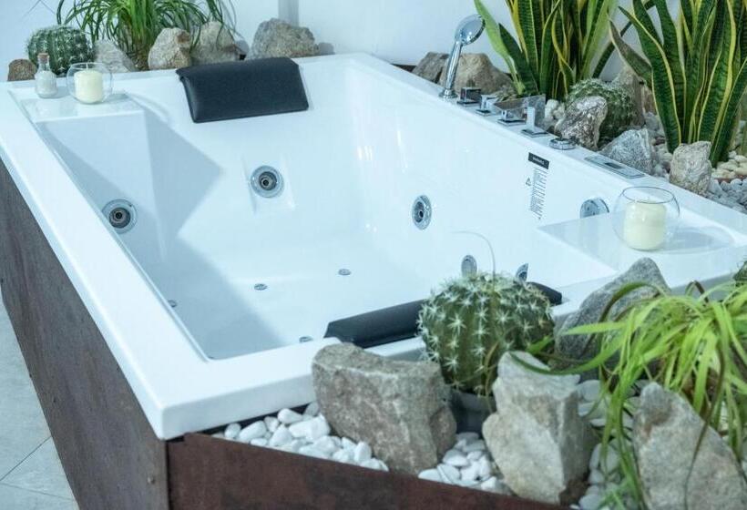 غرفة ديلوكس مزوَّدة بجاكوزي, B&b Allison Tropea