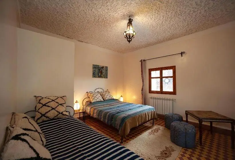 Perhehuone, Auberge Le Maquis